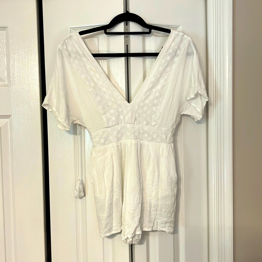 Lush white shorts summer romper